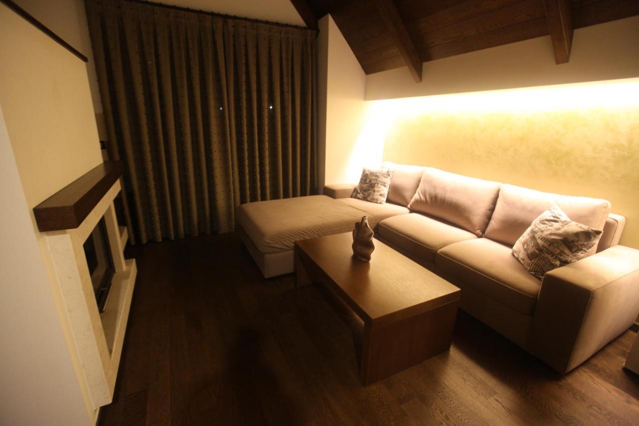 Hotel Alpin Llogara Dukat Extérieur photo