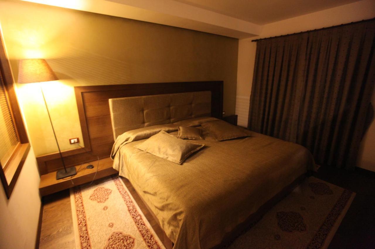Hotel Alpin Llogara Dukat Extérieur photo