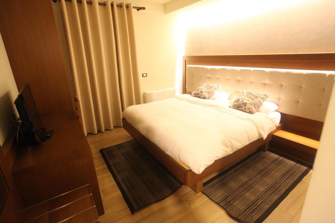 Hotel Alpin Llogara Dukat Extérieur photo
