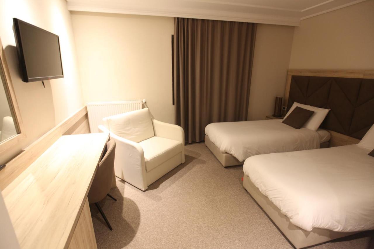 Hotel Alpin Llogara Dukat Extérieur photo
