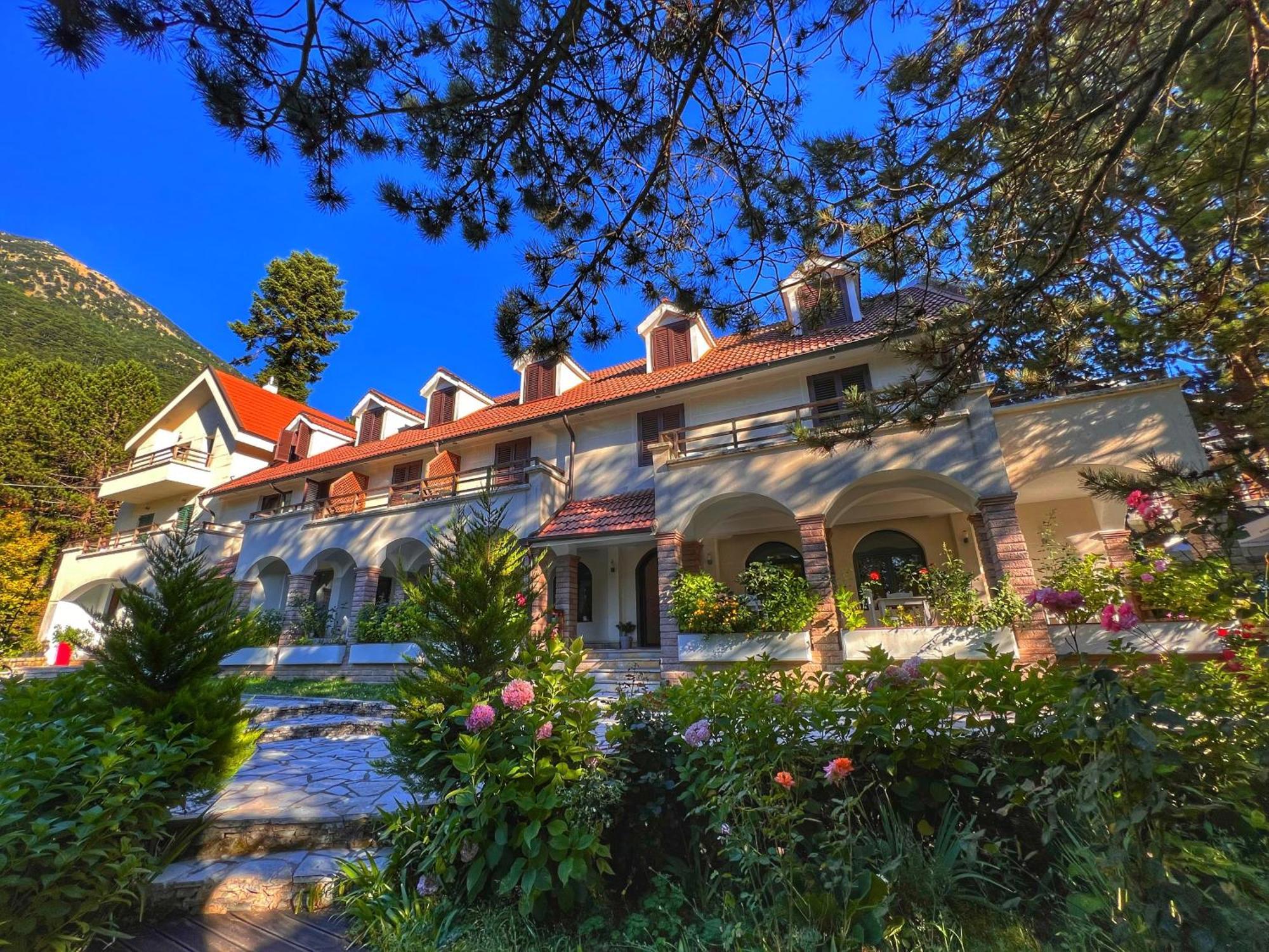 Hotel Alpin Llogara Dukat Extérieur photo